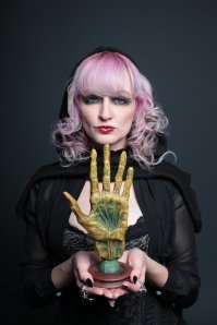 mummy_hand_a_52__63959.1390264668.1280.1280